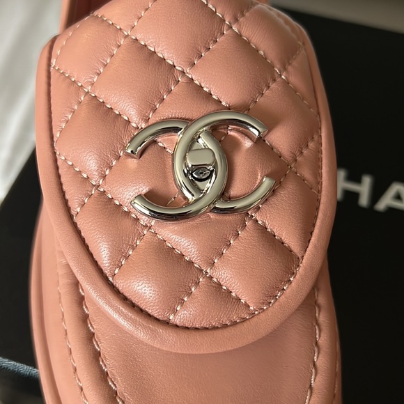 Chanel tab loafers pink size 39 - Picture 2 of 5